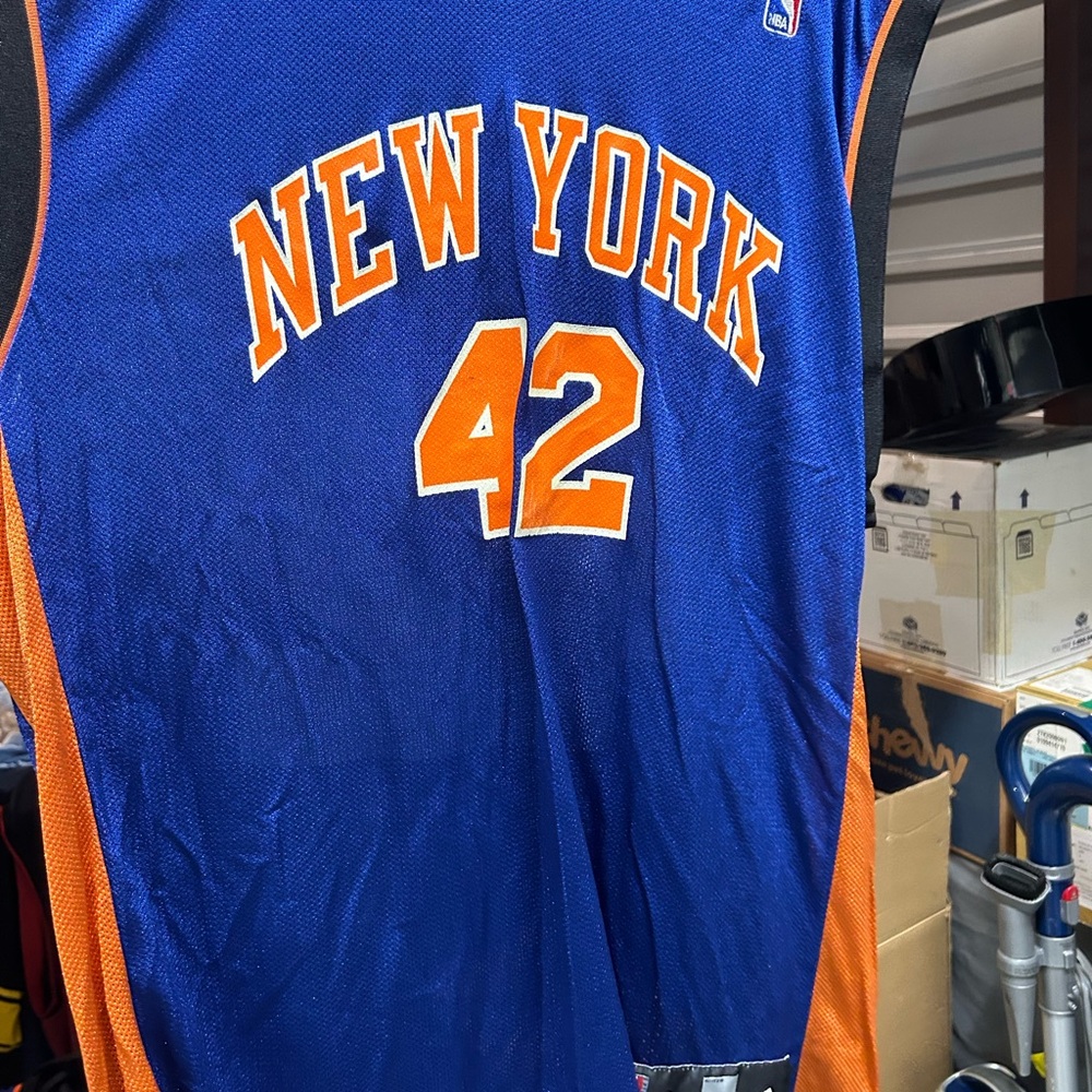 Knicks jersey